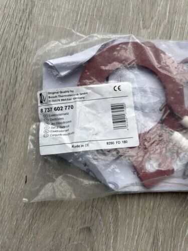 Buderus Bosch Junkers, Elektrodensatz - GB172/182i,ab Baujahr 05/2019 8737602770