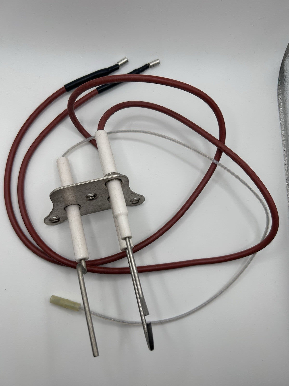 Vaillant Doppelzündelektrode für VKS 6/4 E m. Überwachungselektrode, 090692