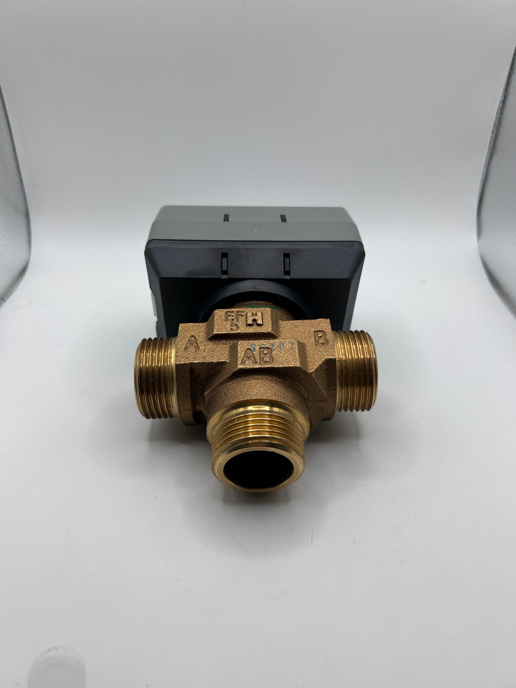 Wolf Dreiwege Umschaltventil 8602187 1", für TGB-40