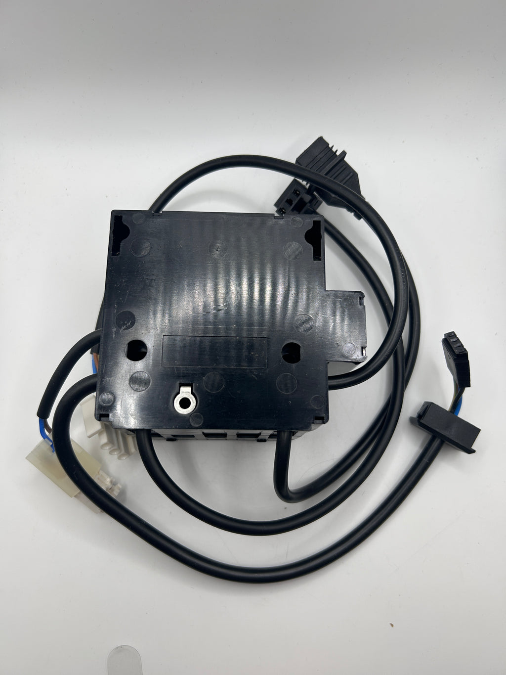 Viessmann 7823567 Steckerkonsole AGC 24 131V -