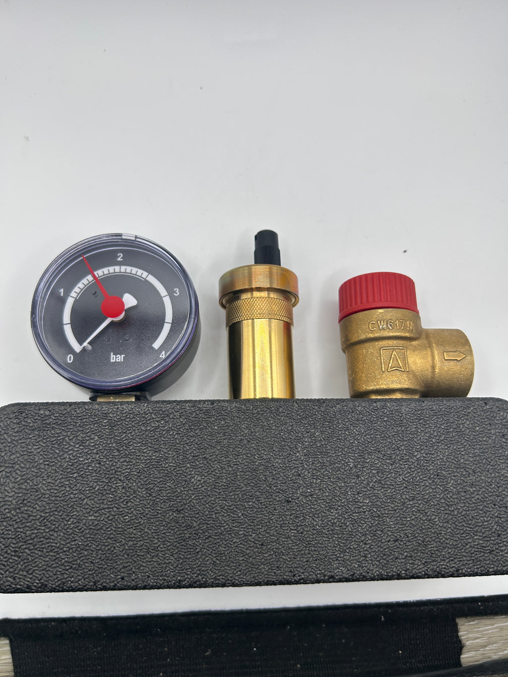 Bosch Kessel Sicherheits Set BSS11 - 8732931831 GC7000F / GC8000iF 15-50kW